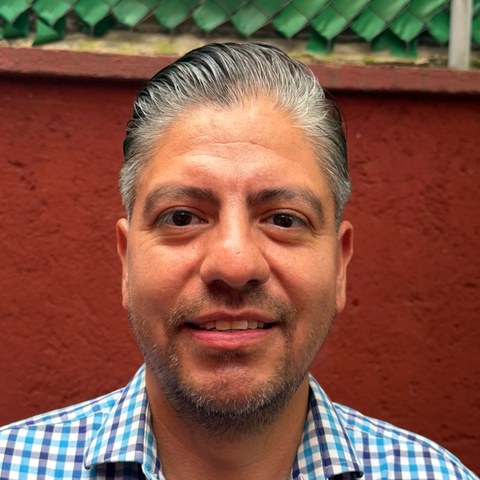 Carlos "El Regio" López